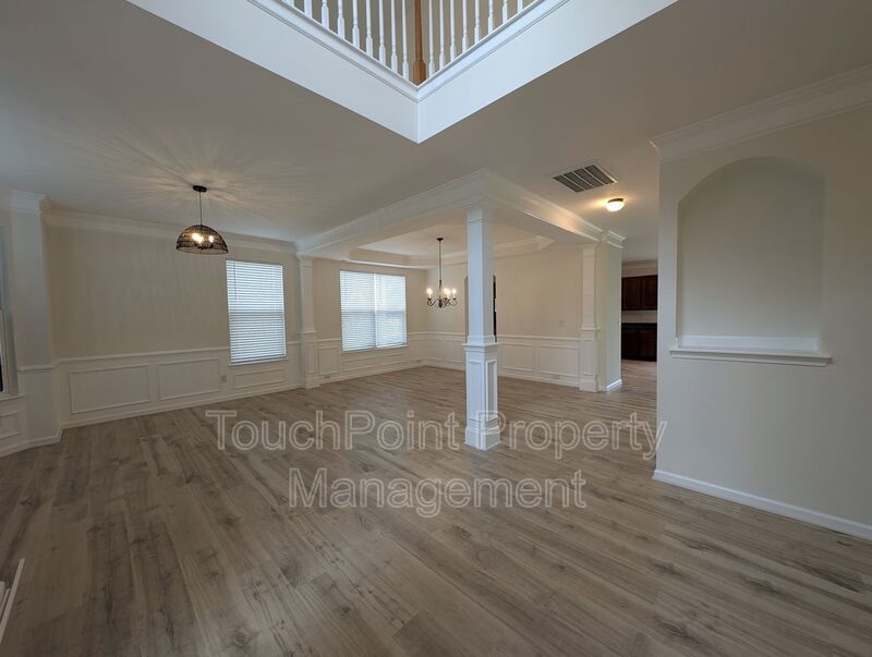 Stunning home located in the Crismark Community! property image