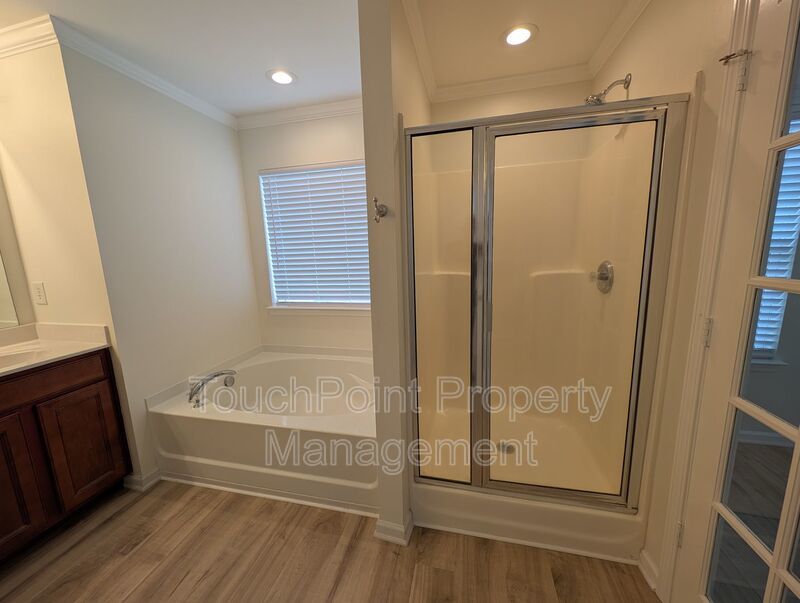 Stunning home located in the Crismark Community! property image