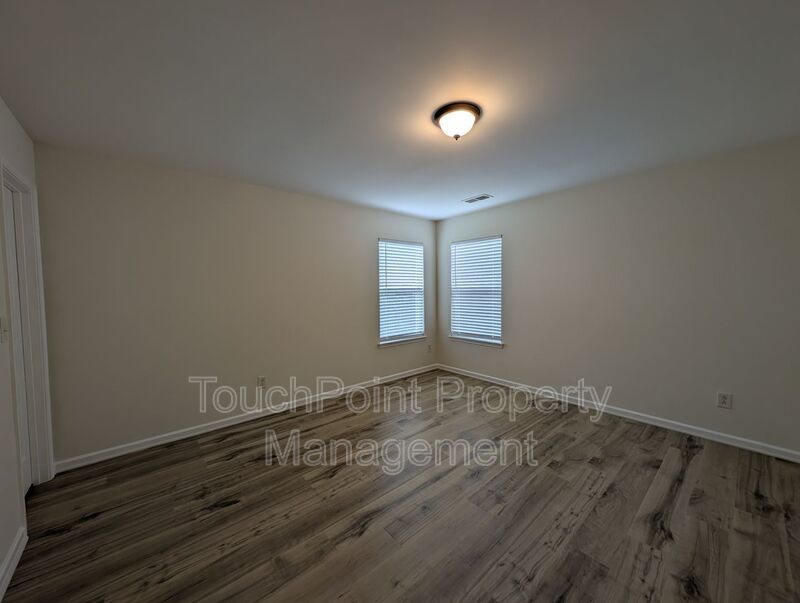 Stunning home located in the Crismark Community! property image
