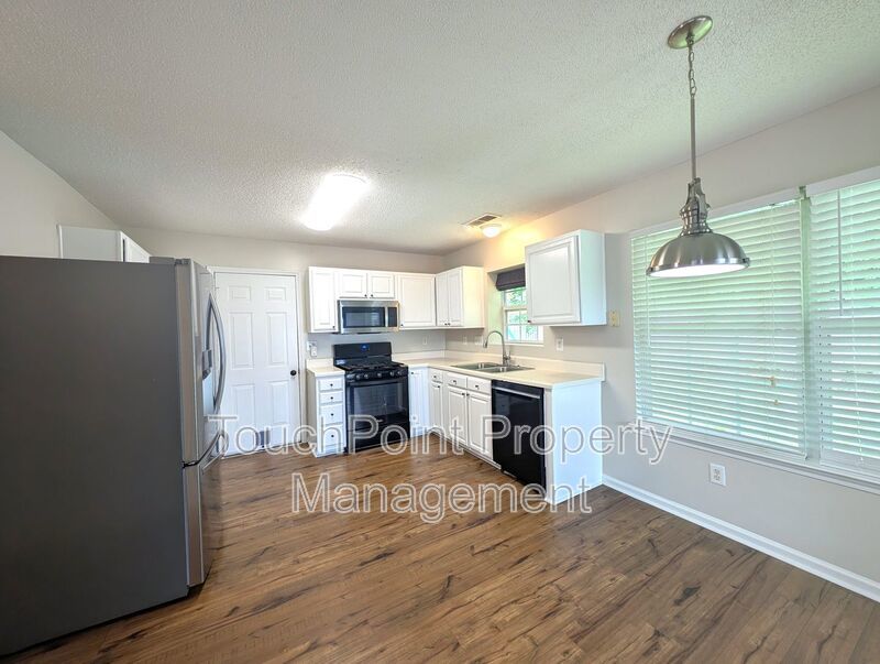 Beautiful, 2 Story home located in the Henderson Park Community in Huntersville NC! property image