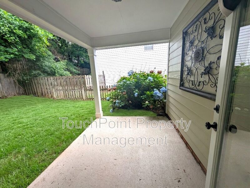Beautiful, 2 Story home located in the Henderson Park Community in Huntersville NC! property image