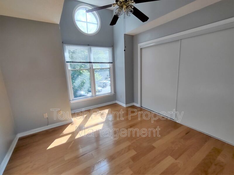 2BD/1BA Condo located in Lakeshore Village! property image