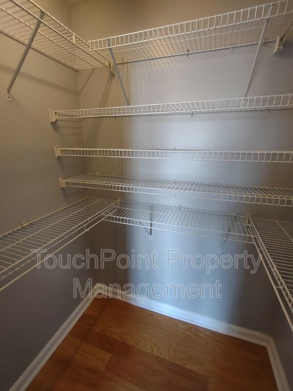 2BD/1BA Condo located in Lakeshore Village! property image