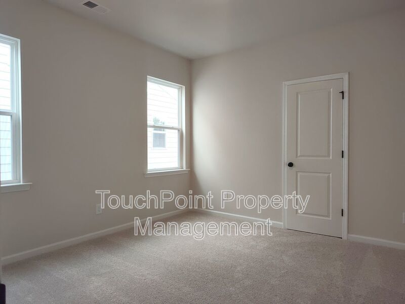 Beautiful, End-unit Townhome located in Trellis at the Common! property image