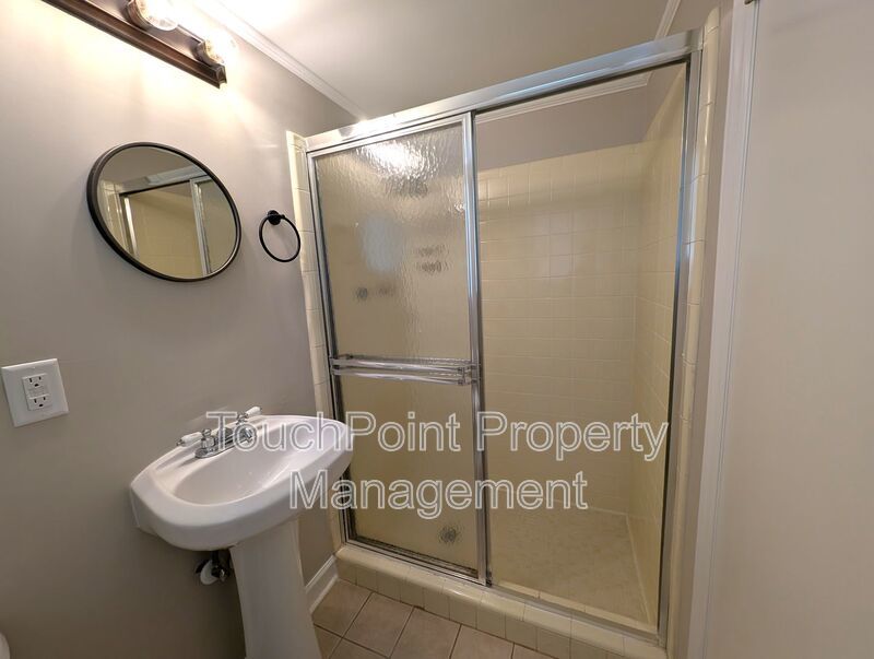 Charming split level home located in the Spring Valley Community in the South Park area of Charlotte! property image