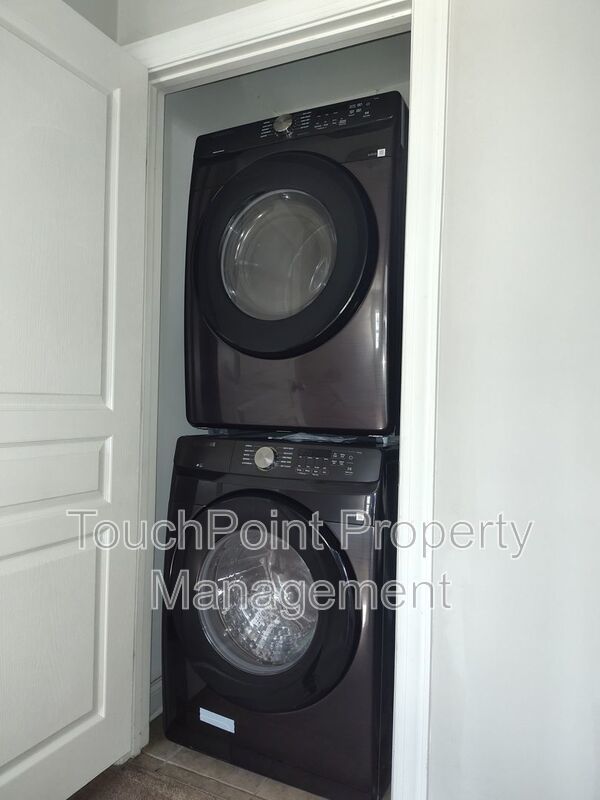 Charming Townhome located in the Settlers Landing Community in Concord NC! property image