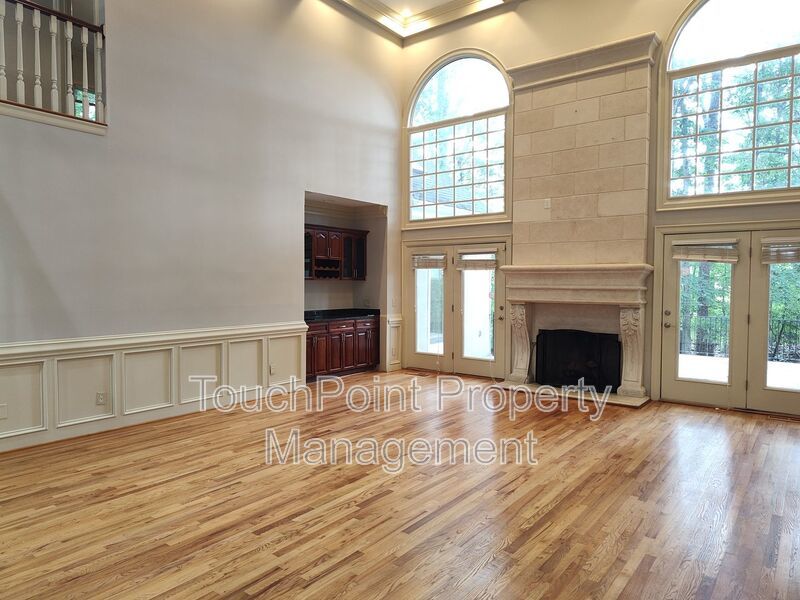 Stunning home located in the Popular Piper Glenn Community! property image