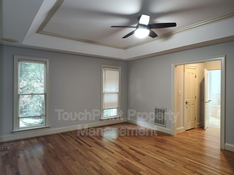 Stunning home located in the Popular Piper Glenn Community! property image