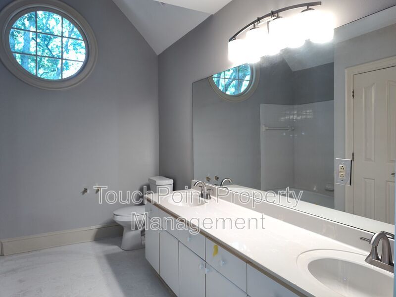 Stunning home located in the Popular Piper Glenn Community! property image