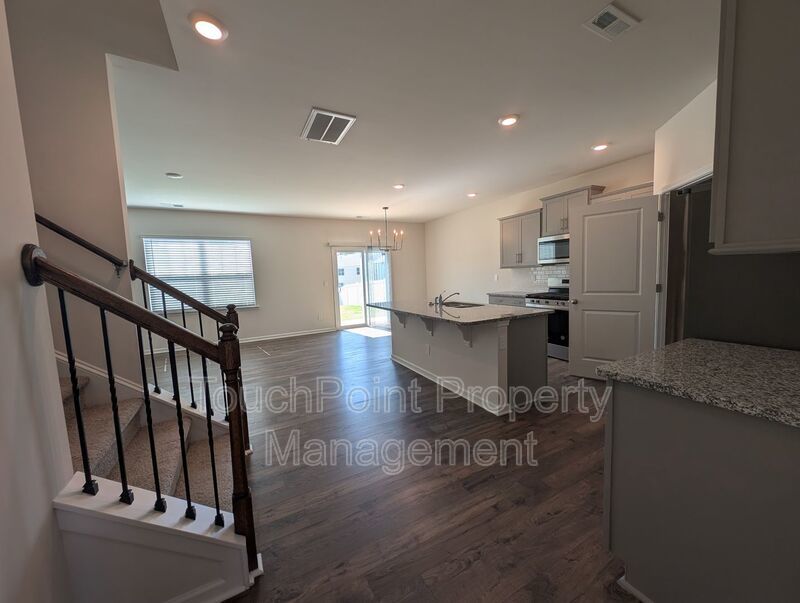 Spacious 2 story, 5 bedroom, 3 bath Home located in Secrest Commons Community! property image