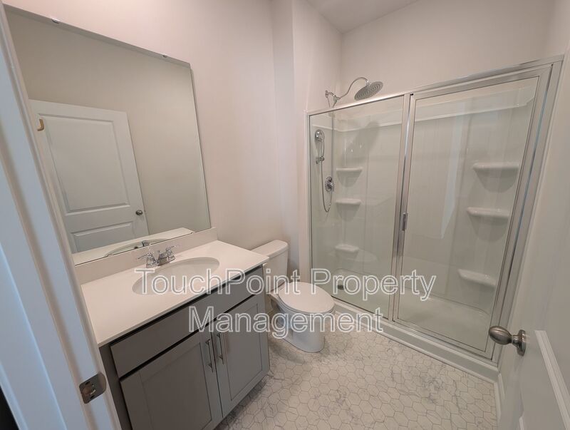 Spacious 2 story, 5 bedroom, 3 bath Home located in Secrest Commons Community! property image