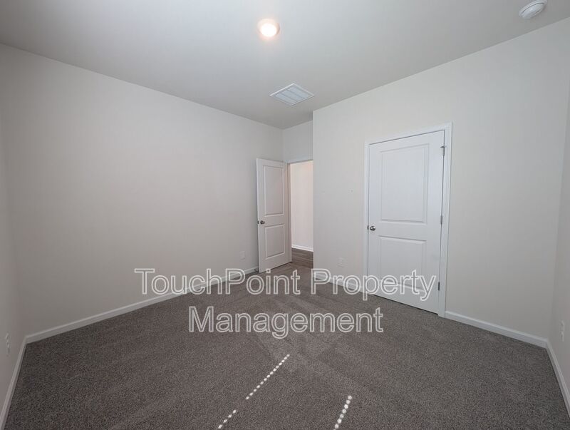 Spacious 2 story, 5 bedroom, 3 bath Home located in Secrest Commons Community! property image