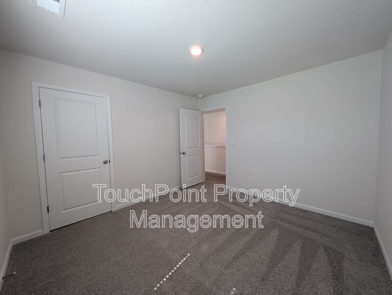 Spacious 2 story, 5 bedroom, 3 bath Home located in Secrest Commons Community! property image