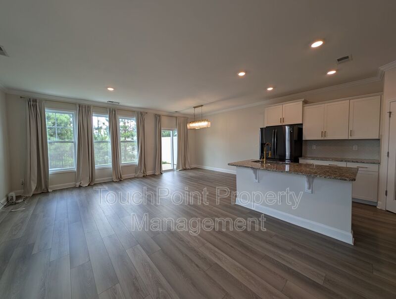 Modern Corner Lot Townhome located in the Ivy Ridge Community in South Carolina ! property image