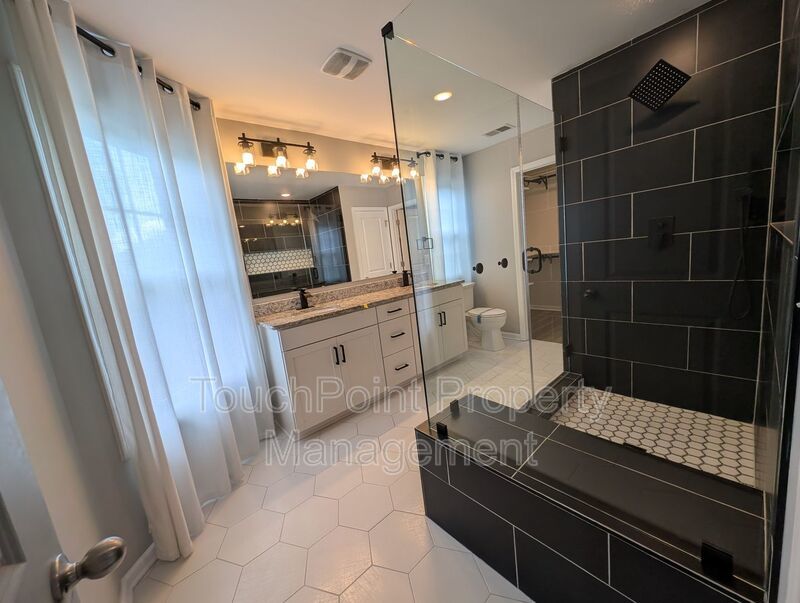 Modern Corner Lot Townhome located in the Ivy Ridge Community in South Carolina ! property image