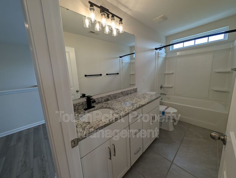 Modern Corner Lot Townhome located in the Ivy Ridge Community in South Carolina ! property image