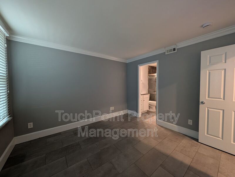 Pristine Condo located in Cedar Street Commons! property image