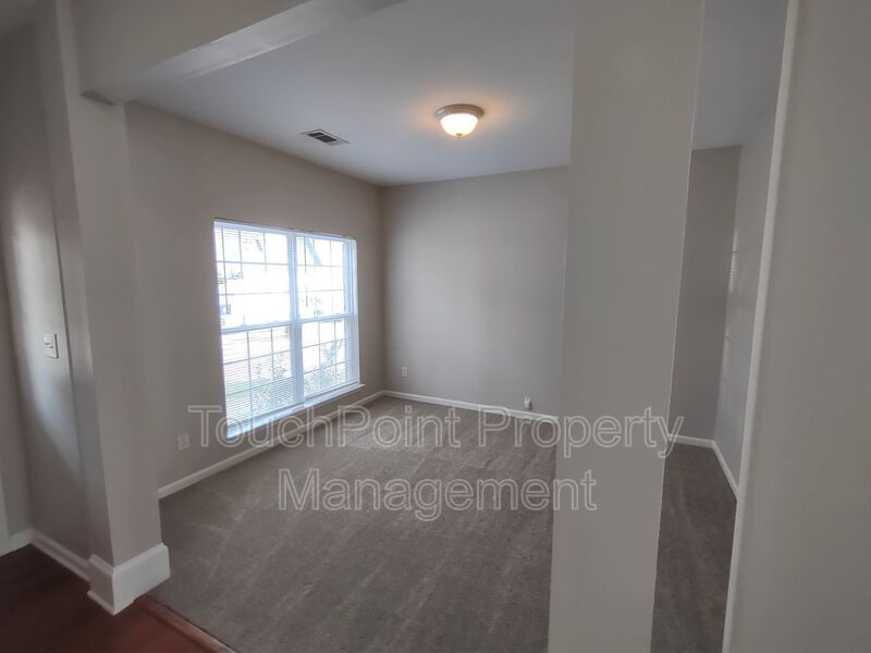 Beautiful Home located in the McCoy Crossing Community! property image