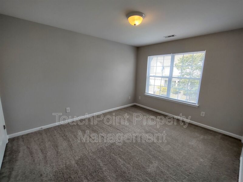 Beautiful Home located in the McCoy Crossing Community! property image