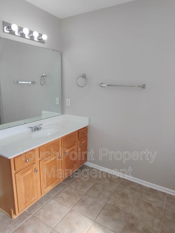 Beautiful Home located in the McCoy Crossing Community! property image