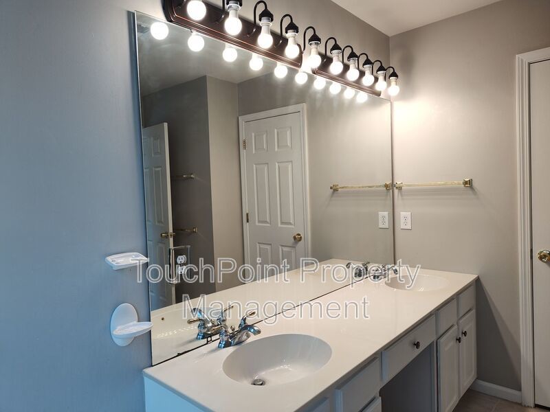 Beautiful Home located in Willowmere! property image