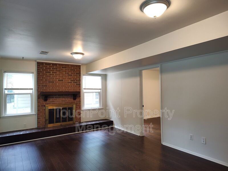 Charming split level home located in the Mcclintock Woods Community in Charlotte! property image