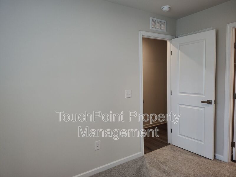 New Build Townhome located in Robin Creek Community! property image