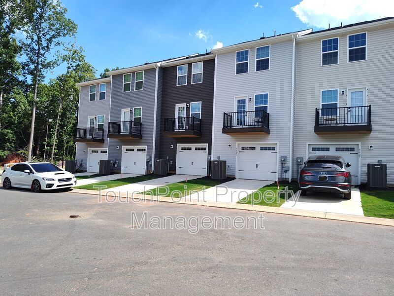 New Build Townhome located in Robin Creek Community! property image