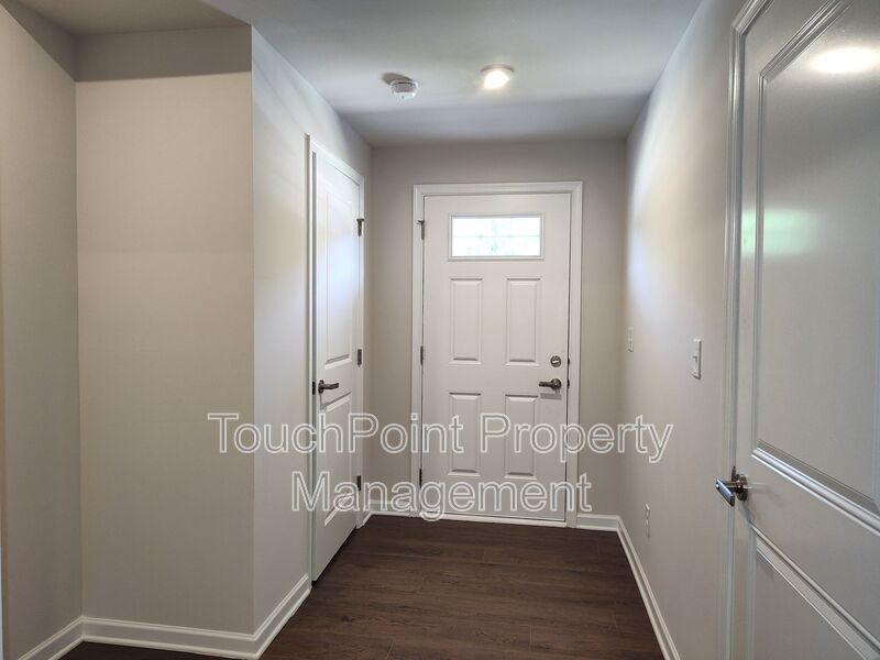 Pristine townhome located in the Cherry Grove Community in Kannapolis NC! property image