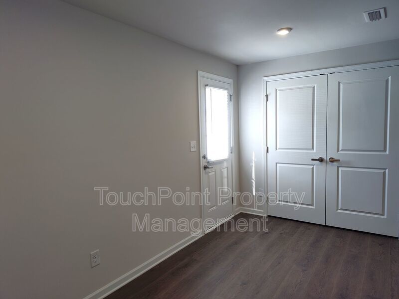 Pristine townhome located in the Cherry Grove Community in Kannapolis NC! property image