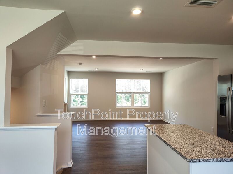 Pristine townhome located in the Cherry Grove Community in Kannapolis NC! property image