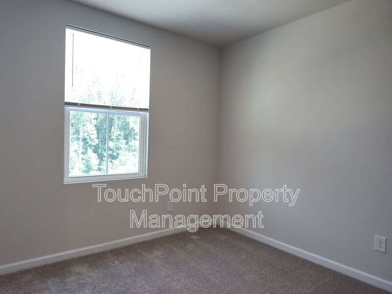 Pristine townhome located in the Cherry Grove Community in Kannapolis NC! property image