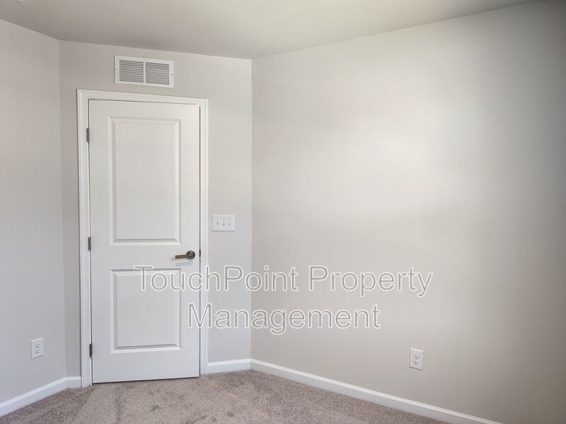Pristine townhome located in the Cherry Grove Community in Kannapolis NC! property image