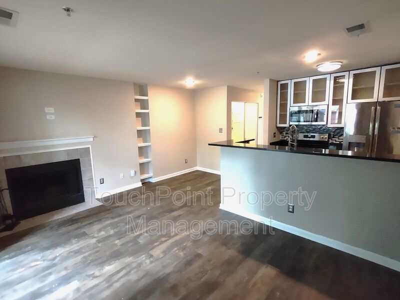 Luxury Condo in Uptown! property image