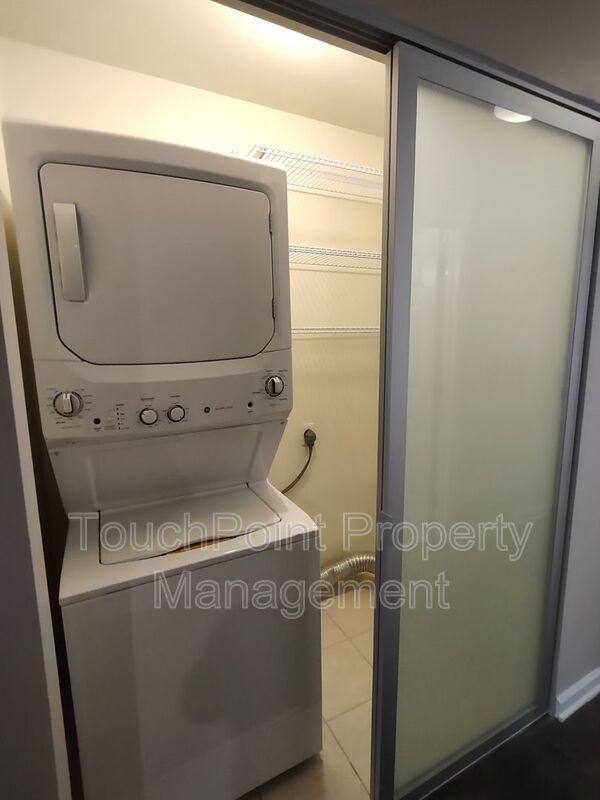 Luxury Condo in Uptown! property image