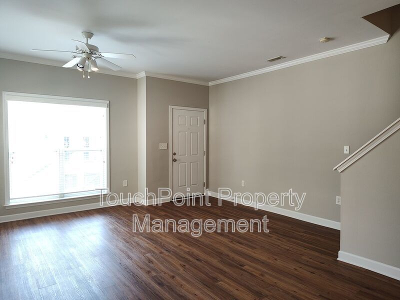 Corner Unit Townhome located in the Village Park Community! property image