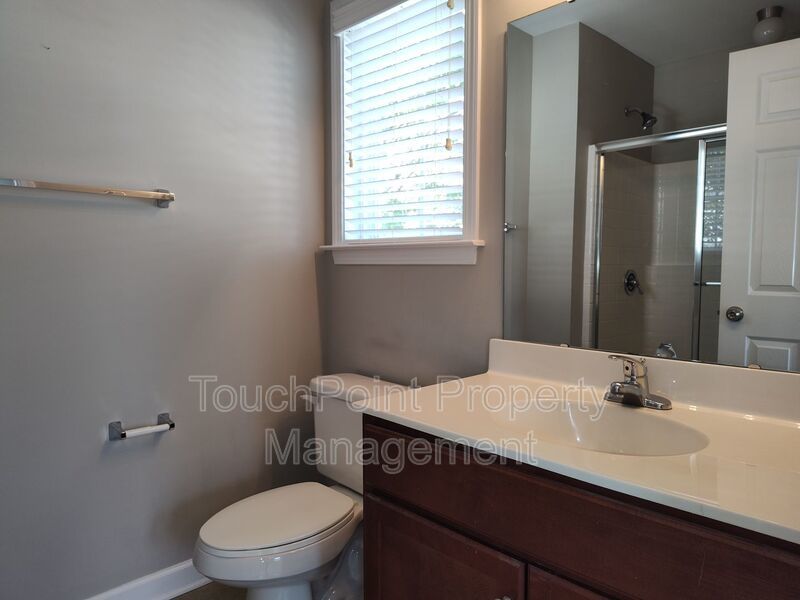 Corner Unit Townhome located in the Village Park Community! property image