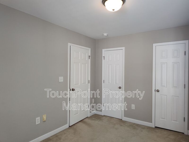 Corner Unit Townhome located in the Village Park Community! property image