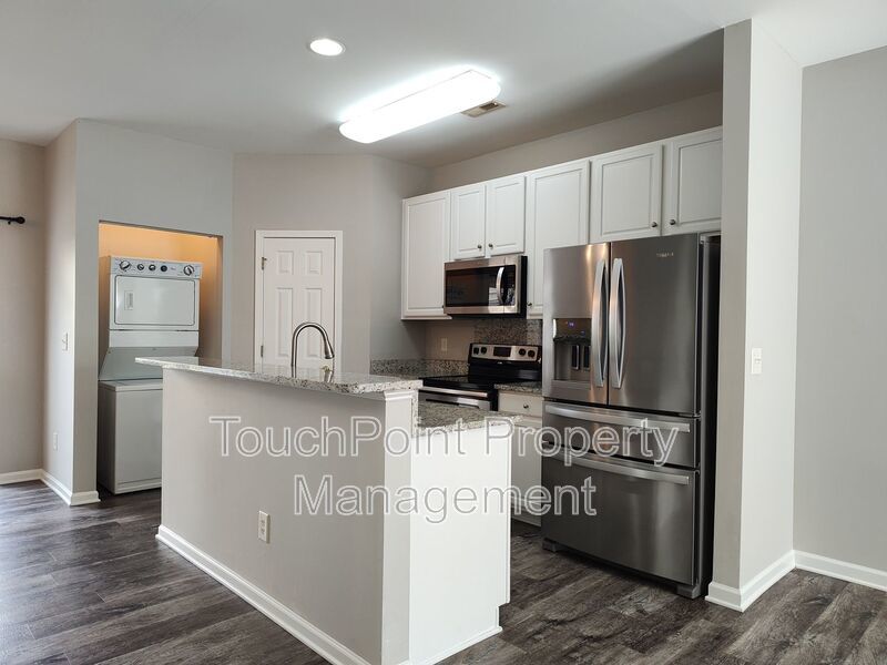 Beautiful 2 Beds, 2.5 bath Townhome located in The Villages at Bent Creek! property image