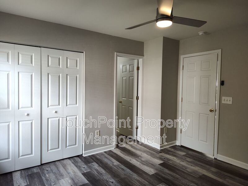 Beautiful 2 Beds, 2.5 bath Townhome located in The Villages at Bent Creek! property image