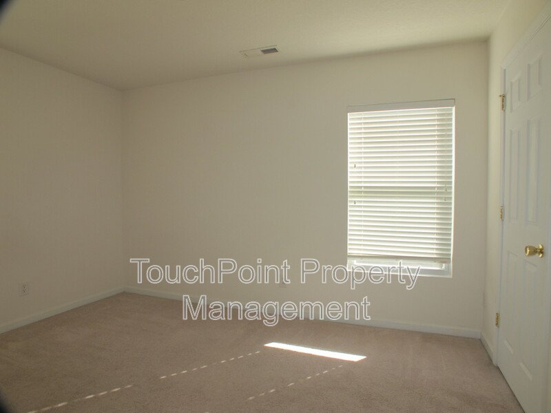 Beautiful 3 bedroom, 2.5 bath home located in the Waterlyn Subdivision! property image