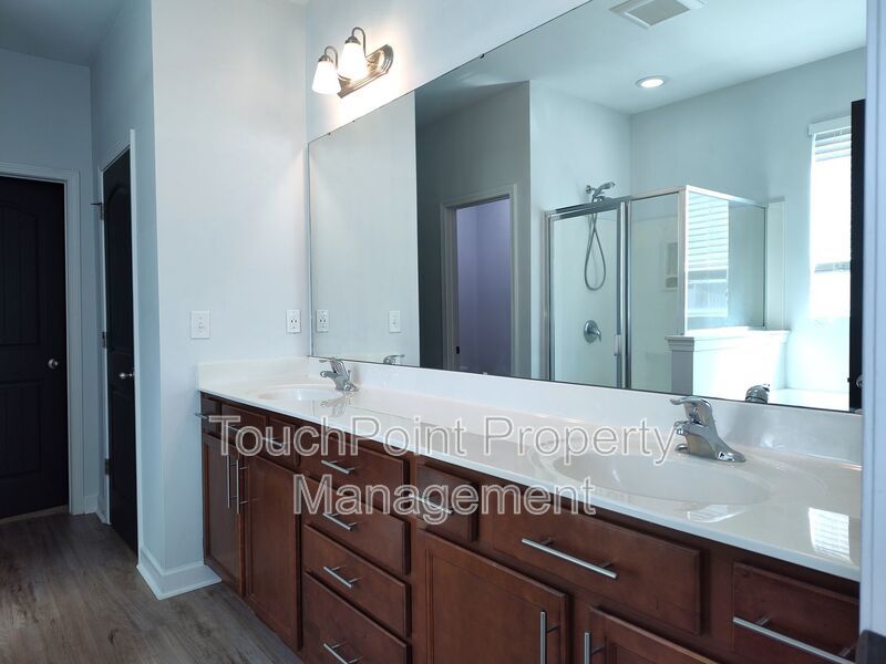 Pristine, corner lot Home located in the Cedar Mill Community in Charlotte! property image