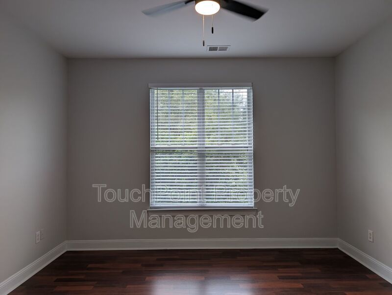 Pristine 2 Bedroom, 2 Bath Condo located in the Walnut Creek Community! property image