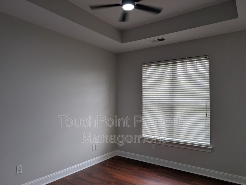 Pristine 2 Bedroom, 2 Bath Condo located in the Walnut Creek Community! property image