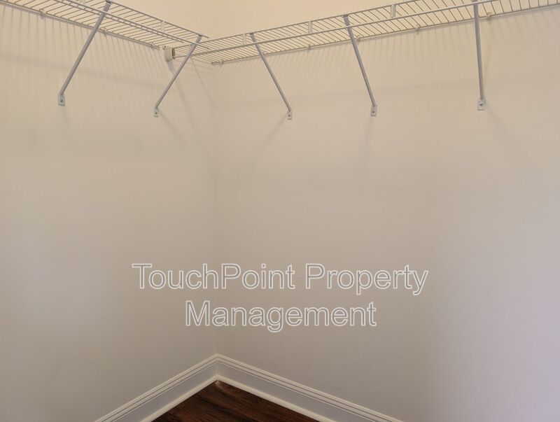 Pristine 2 Bedroom, 2 Bath Condo located in the Walnut Creek Community! property image