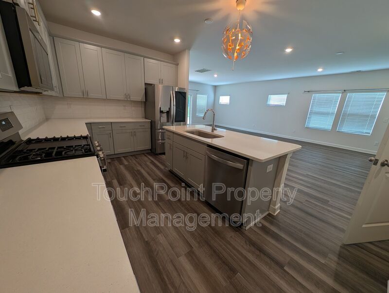 Beautiful Home located in the City Park Community! property image