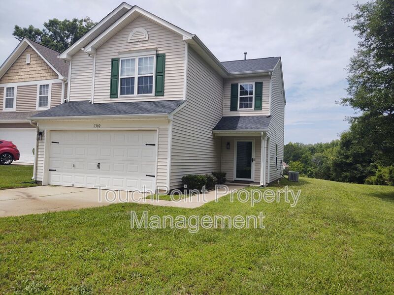 Pristine 2-Story Home in Laurel Valley! property image