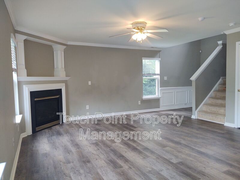 Pristine 2-Story Home in Laurel Valley! property image