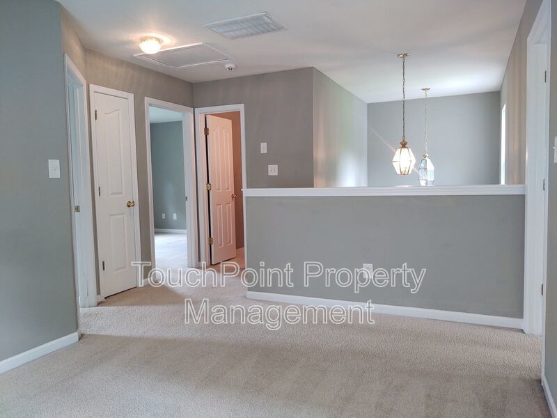 Pristine 2-Story Home in Laurel Valley! property image