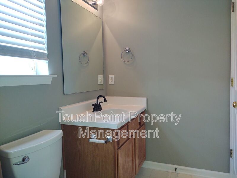 Pristine 2-Story Home in Laurel Valley! property image